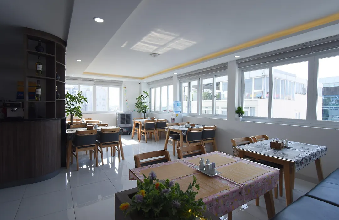 Hera Hotel Airport-1